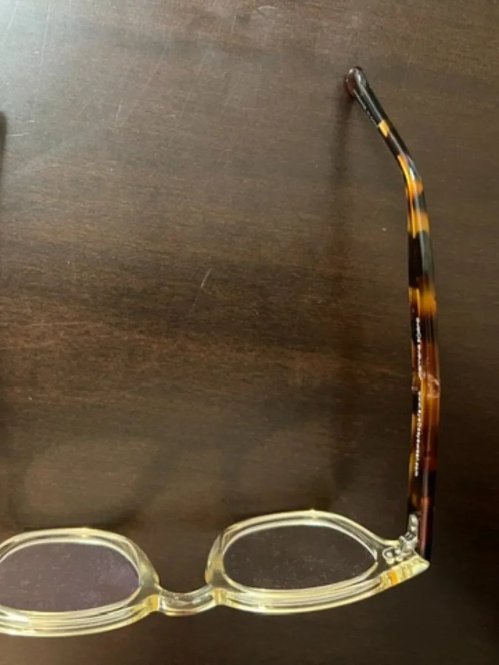 Reading glasses - clear and tortoise - Picture 5 of 10